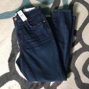 Curvy Skinny Crop Jeans